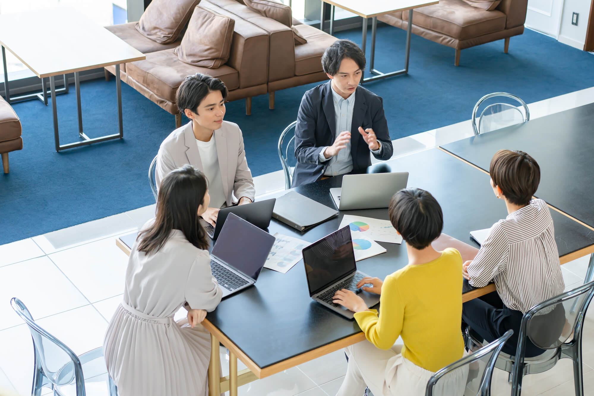 部門ごと請け負う